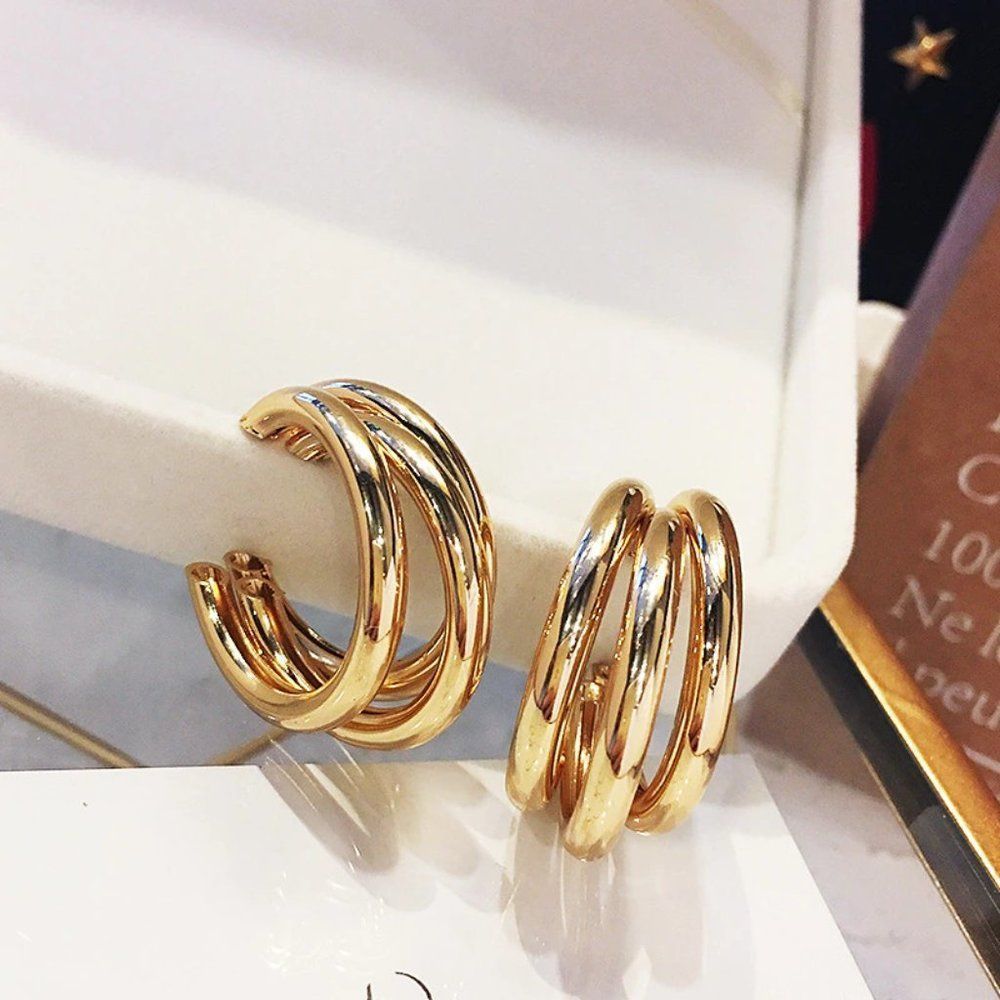 Anthropologie Lauryn Gold Hoop Earrings - Picture 4 of 12